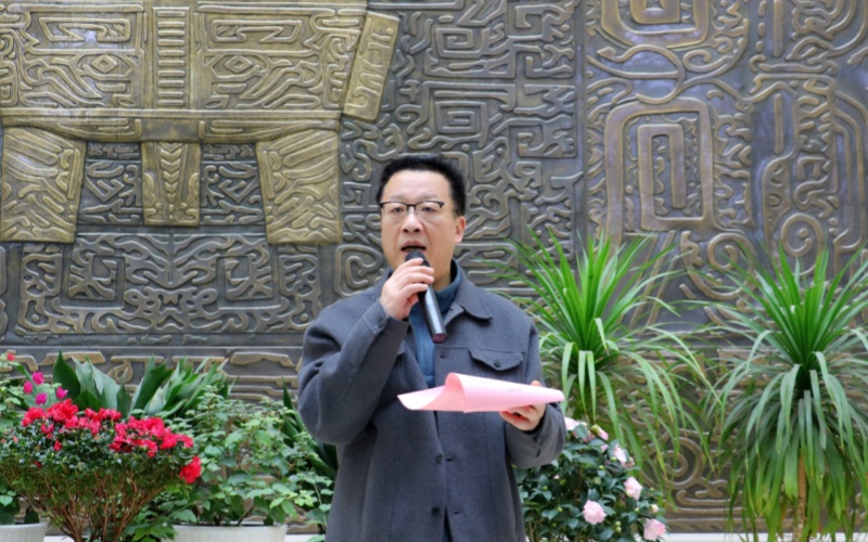 官网1.jpg