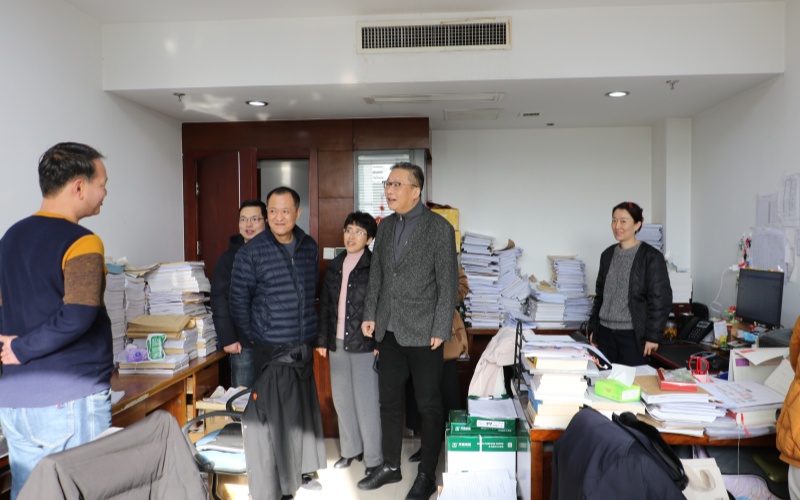 官网1.jpg